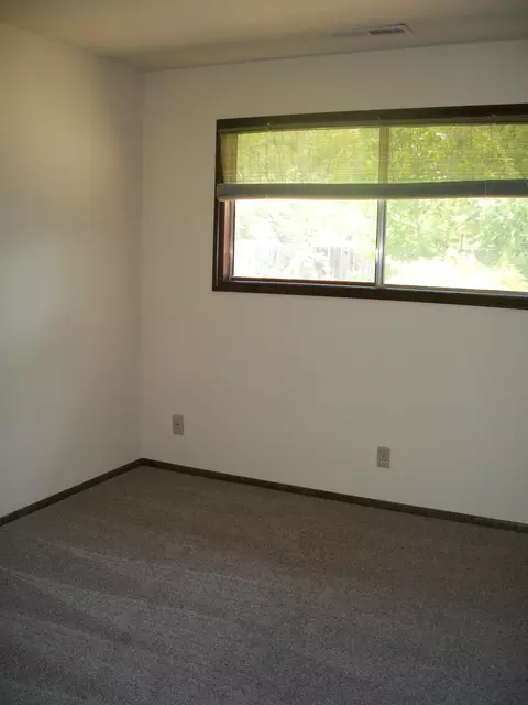1183 Ruthie Ln, Redding, CA 96002 photo 10