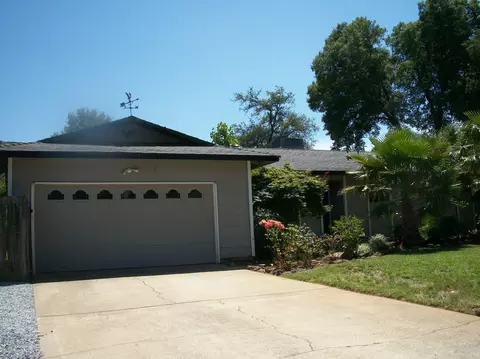 1183 Ruthie Ln, Redding, CA 96002 photo 2