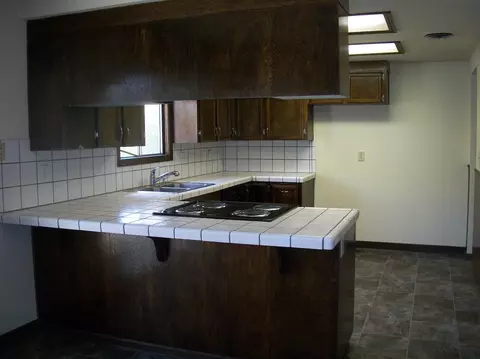1183 Ruthie Ln, Redding, CA 96002 photo 6