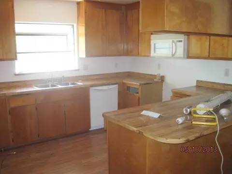 1107 Peregrine Way, Redding, CA 96003 photo 8