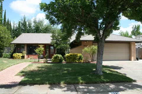 3730 Wasatch Dr, Redding, CA 96001 photo 13