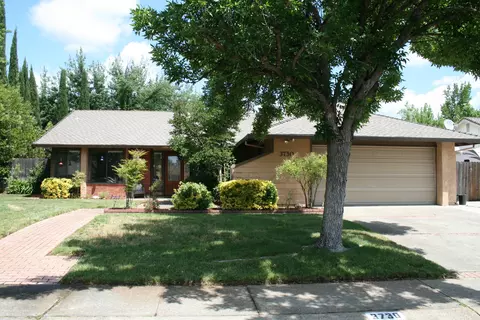 3730 Wasatch Dr, Redding, CA 96001 photo 12