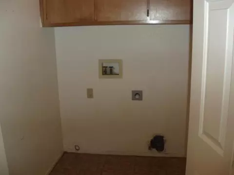 16981 Cape Cod Dr, Redding, CA 96003 photo 8