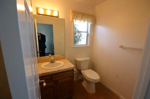 2255 Cumberland Dr, Redding, CA 96001 photo 5