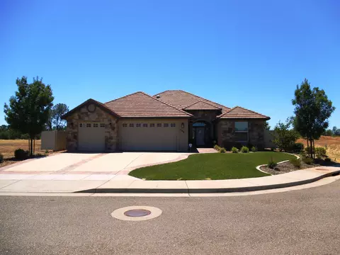 4006 Thomason Trl, Redding, CA 96002 photo 1
