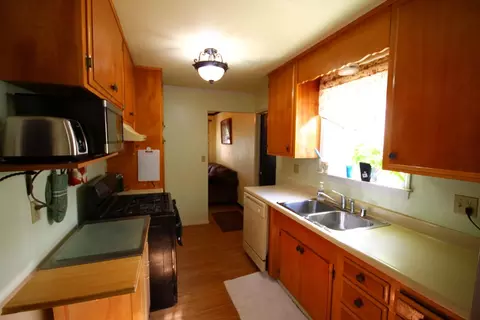 2116 Comet St, Redding, CA 96002 photo 10