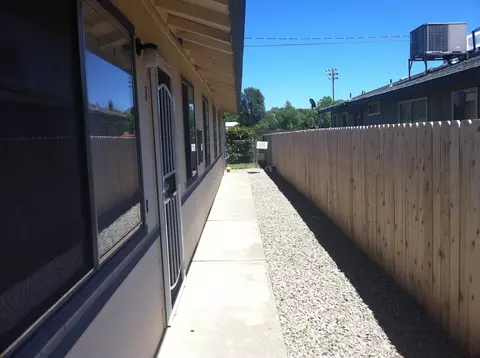 2827 June St, Redding, CA 96002 photo 16