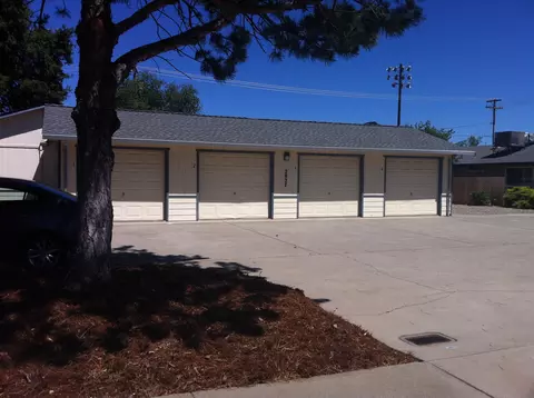 2827 June St, Redding, CA 96002 photo 1