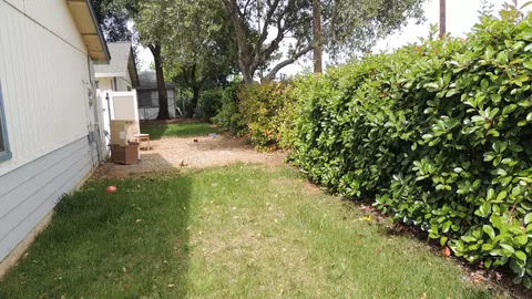 2827 June St, Redding, CA 96002 photo 14