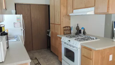 2827 June St, Redding, CA 96002 photo 5