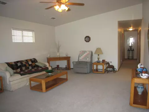 2309 Harlan Dr, Redding, CA 96003 photo 5