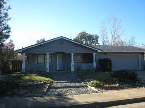 2309 Harlan Dr, Redding, CA 96003 photo 1