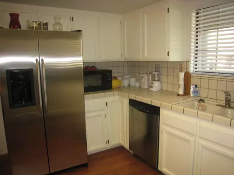 2309 Harlan Dr, Redding, CA 96003 photo 3