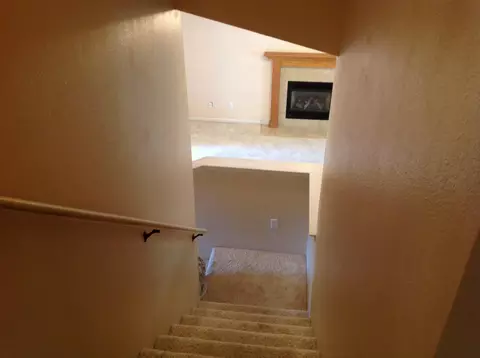 6492 Creekside, Redding, CA 96001 photo 14