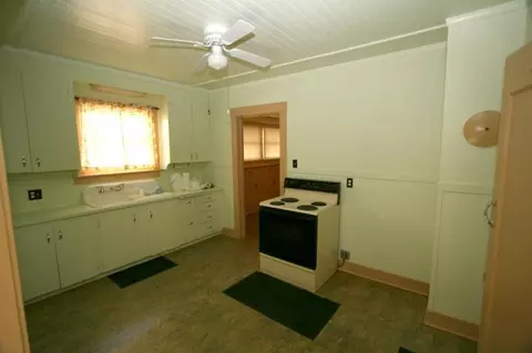1948 Shasta St, Redding, CA 96001 photo 11