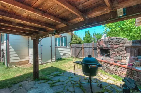 1907 Continental, Redding, CA 96001 photo 3
