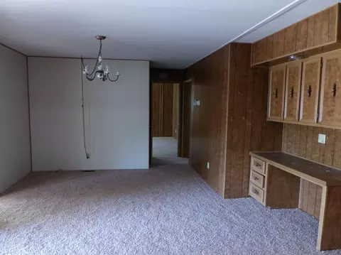 4619 White River Dr, Redding, CA 96003 photo 3