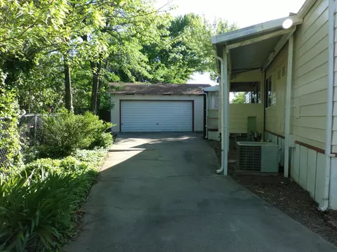 4619 White River Dr, Redding, CA 96003 photo 12