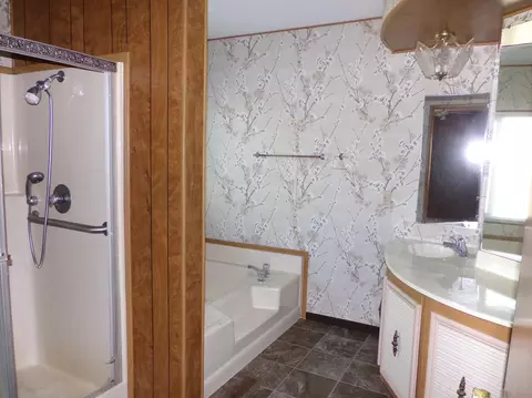 4619 White River Dr, Redding, CA 96003 photo 10