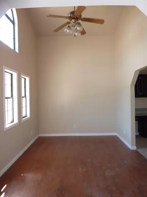 18528 Rex Ln, Redding, CA 96003 photo 15