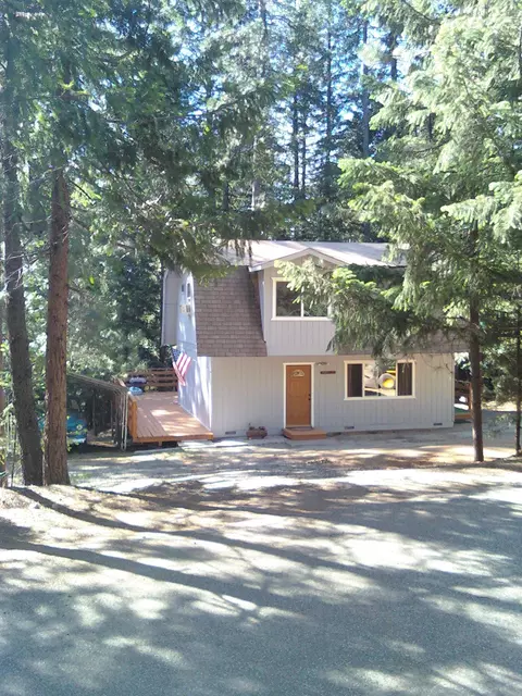 141 Trinity Lake Dr, Trinity Center, CA 96091 photo 1