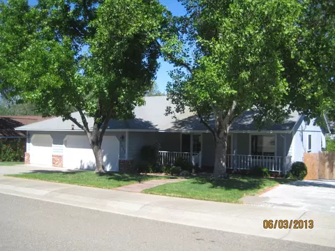 1953 Kinvarra, Redding, CA 96001 photo 2