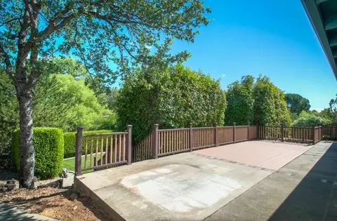 2097 Quartz Way, Redding, CA 96001 photo 23