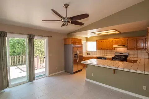 2097 Quartz Way, Redding, CA 96001 photo 10
