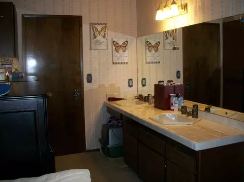 2155 Angie Pl, Redding, CA 96001 photo 7