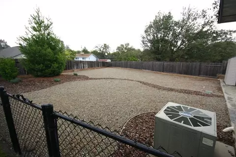 4665 Oak Glen Dr, Redding, CA 96001 photo 4