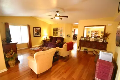 4665 Oak Glen Dr, Redding, CA 96001 photo 2