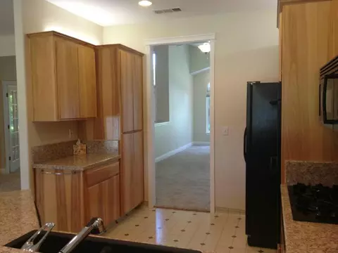 5953 Beaumont Dr, Redding, CA 96003 photo 9