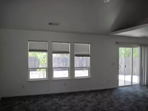 1415 Calexico, Redding, CA 96003 photo 10