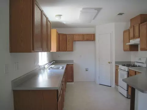1415 Calexico, Redding, CA 96003 photo 13