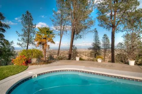 9617 Cider Hill Rd, Redding, CA 96001 photo 1