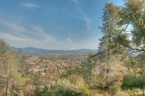 9617 Cider Hill Rd, Redding, CA 96001 photo 2