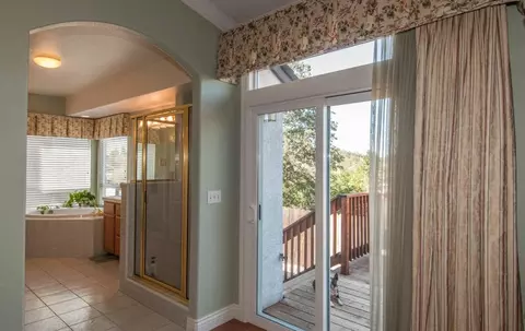 3711 Fairoaks Ct, Redding, CA 96001 photo 20