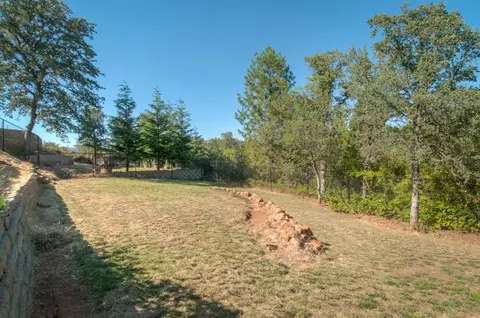 3711 Fairoaks Ct, Redding, CA 96001 photo 32