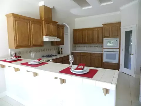 2833 Pacific Ave, Redding, CA 96002 photo 2