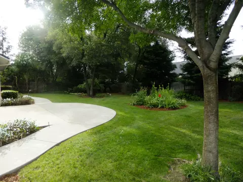 2833 Pacific Ave, Redding, CA 96002 photo 17