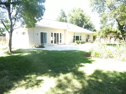 2833 Pacific Ave, Redding, CA 96002 photo 16