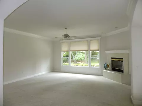 2833 Pacific Ave, Redding, CA 96002 photo 8
