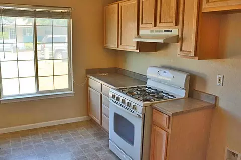 2067 Donnovan Ave, Corning, CA 96021 photo 4