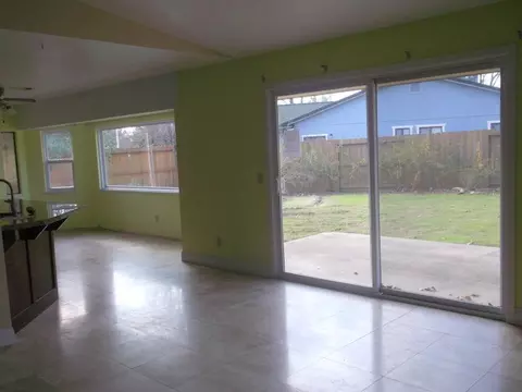 1050 Red Tail Dr, Redding, CA 96003 photo 12