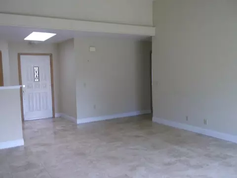 1050 Red Tail Dr, Redding, CA 96003 photo 6
