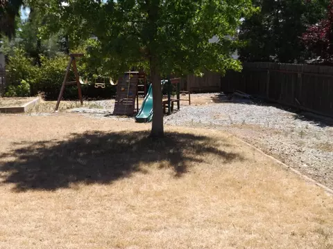 3027 Warbler Ct, Redding, CA 96001 photo 19
