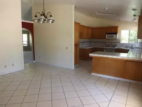 3027 Warbler Ct, Redding, CA 96001 photo 10