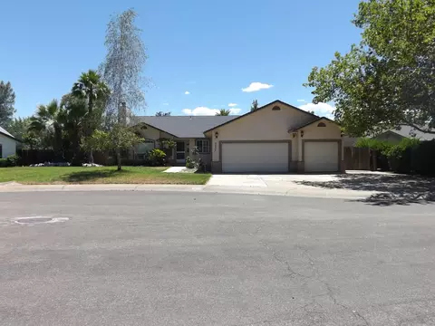 3027 Warbler Ct, Redding, CA 96001 photo 2