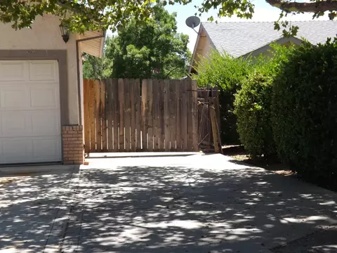 3027 Warbler Ct, Redding, CA 96001 photo 5