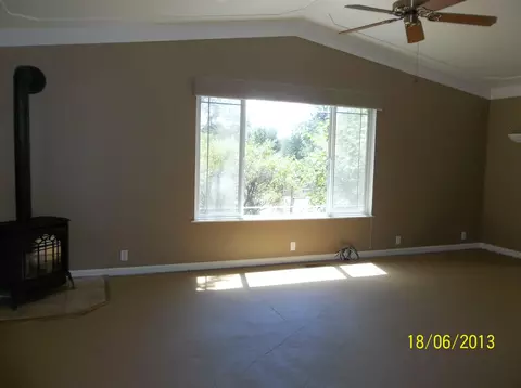 16665 Power Line Rd, Redding, CA 96001 photo 5